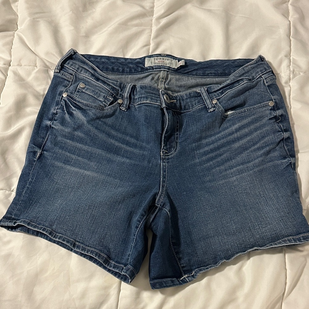 Torrid Medium Wash Jean Shorts